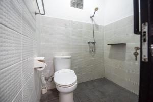Kupaonica u objektu Asri Bali Sanur Apartment