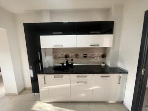 Imagen de la galería de Discret Apartament One, en Târgovişte