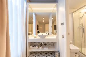 Kúpeľňa v ubytovaní Serennia Fira Gran Via Exclusive Rooms
