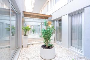 Vonkajšia záhrada v ubytovaní Serennia Fira Gran Via Exclusive Rooms