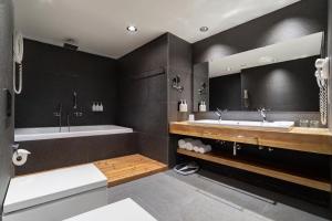 Koupelna v ubytování Holiday Inn - Tbilisi by IHG