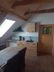 Kuchyň nebo kuchyňský kout v ubytování Haus Zurrik + 13 fotografií