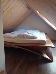 Postel nebo postele na pokoji v ubytování Haus Zurrik