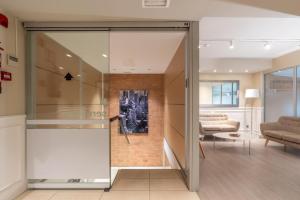 Fotografia z galérie ubytovania Serennia Fira Gran Via Exclusive Rooms v destinácii Hospitalet de Llobregat