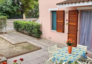 Foto dalla galleria di Angoletto Sirolo Affittacamere a Sirolo