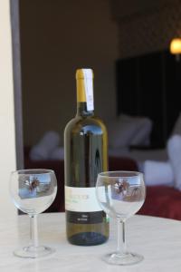 Nápoje v ubytovaní Rose Hotel Faliraki