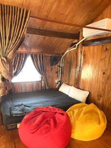 Ένα ή περισσότερα κρεβάτια σε δωμάτιο στο Mộc Homestay Đảo Phú Quý +54 φωτογραφίες