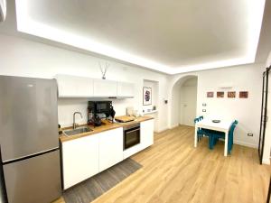 Scarlatti 67 Apartment tesisinde mutfak veya mini mutfak