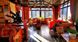 พื้นที่นั่งเล่นของ Kangding Guozhuang Nan Wu Hao Boutique Inn