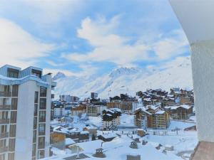 Fotografia z galérie ubytovania Studio spacieux à Tignes Lavachet pour 6 pers, balcon exposé Sud, proche pistes et commerces - FR-1-411-881 v destinácii Tignes