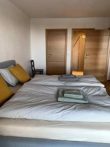 Postel nebo postele na pokoji v ubytování Apartmán Žalý + 37 fotografií