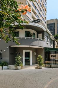 O edifício em que o hotel se localiza
