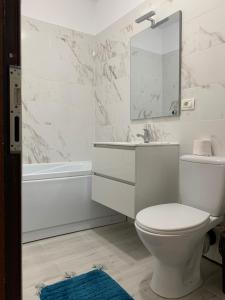 Koupelna v ubytování Vila F&C + 15 fotografií