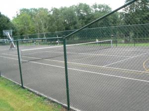 Tenis a/nebo squash v ubytování Hotel De Watermolen nebo okolí