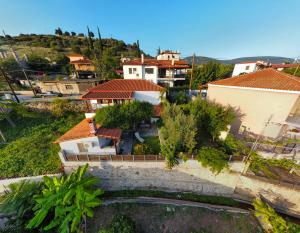 an aerial view of a village with houses at Villa Achinos in Akhinós