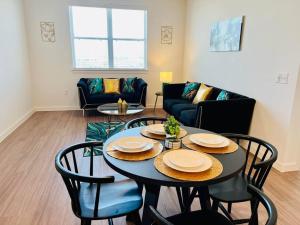 Khu vực ghế ngồi tại Charming Home: 2BD/2BA in Kyle, TX!