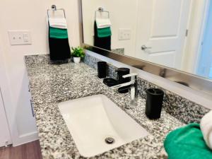 Ảnh trong thư viện ảnh của Charming Home: 2BD/2BA in Kyle, TX! ở Kyle