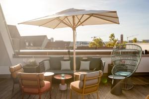 Ein Balkon oder eine Terrasse in der Unterkunft Motel One Ulm