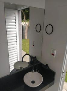 Ett badrum på Casa de Praia da Lara