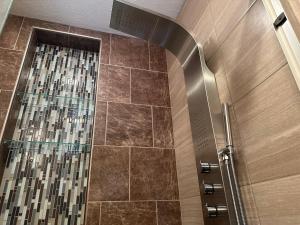 Et badeværelse på Grandview 7 Townhouse + 15 billeder