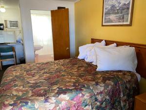 Postel nebo postele na pokoji v ubytování RANGER MOTEL