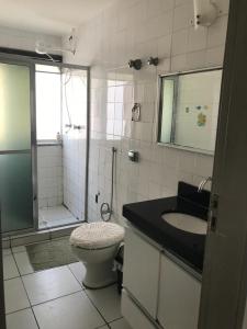 Ванная комната в Apartamento Vitória Vista ao Mar