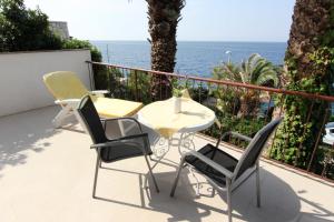 En balkon eller terrasse på Apartments Martina
