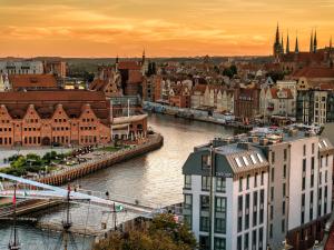 Výhľad na mesto Gdansk alebo výhľad na mesto priamo z apartmánového hotela