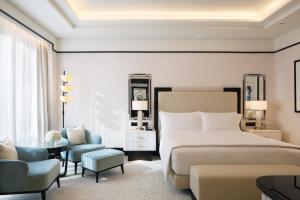 Istumisnurk majutusasutuses Waldorf Astoria Doha West Bay
