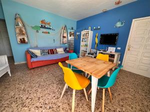 Μια τηλεόραση ή/και κέντρο ψυχαγωγίας στο Casa Azul Holiday Home