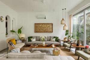Χώρος καθιστικού στο La Soria, Premium 2 BHK Villas in Assagao with Private Pool, Kitchen, Security, Small Garden
