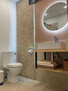 Ένα μπάνιο στο La Chambre des Ecureuils - Bruniquel