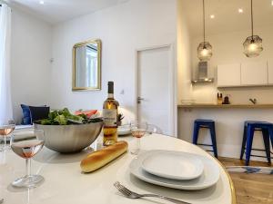 Nestor&Jeeves - COZY MACCARANI - City Center, Close sea
