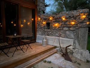 Patio nebo venkovní prostory v ubytování Turisme Rural Ca l'Axai casa 3