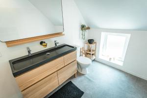 Fotografie z fotogalerie ubytování No2 By The Fields v destinaci Canchy + 43 fotografií