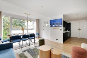 Kuchyňa alebo kuchynka v ubytovaní Incroyable appartement - 3BR-8P - Pl de la Nation