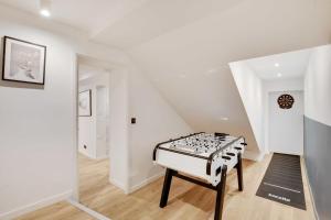 Zdjęcie z galerii obiektu Incroyable appartement - 3BR-8P - Pl de la Nation w Paryżu