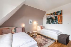 Postel nebo postele na pokoji v ubytování PRIMERA Zimmer mit Gemeinschaftsbad