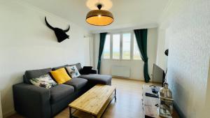 Ruang duduk di Appartement Cocoon - Face mer - Stella-Plage
