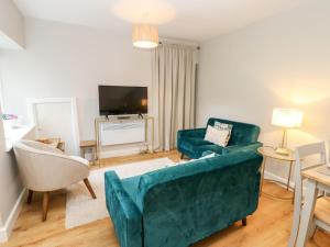 Μια τηλεόραση ή/και κέντρο ψυχαγωγίας στο Hall Garth Cottage