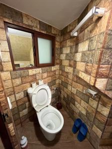 Et badeværelse på Meftah’s house + 3 billeder