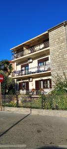 Imagen de la galería de Sea and Sunshine, en Tivat 103 fotos más