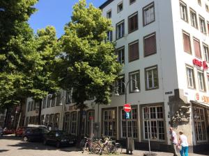 Gallery image of XII Apostel Albergo in Cologne