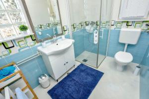 Bilik mandi di House Vapor +31 gambar