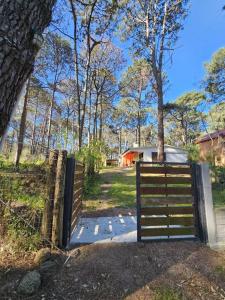 Φωτογραφία από το άλμπουμ του Bosque y playa en Jaureguiberry. Cabaña monoambiente para 4 personas σε Jaureguiberry +3 φωτογραφίες