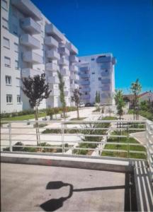 Budova, v ktorej sa apartmán nachádza