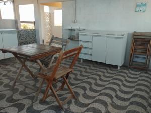 Gallery image of SeoMarujo Hostel rent a room Morro Branco in Beberibe
