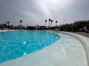 The swimming pool at or close to Villa Paraiso