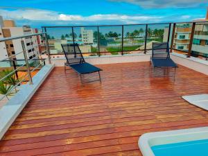 Bazén v ubytování Flat Comfort Vista Mare Studios - Intermares nebo v jeho okolí