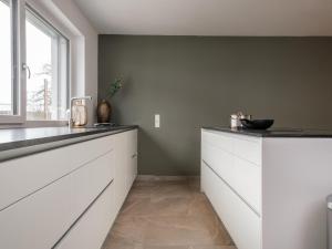 Kuchnia lub aneks kuchenny w obiekcie Aquarius Haus 8 TOP 17